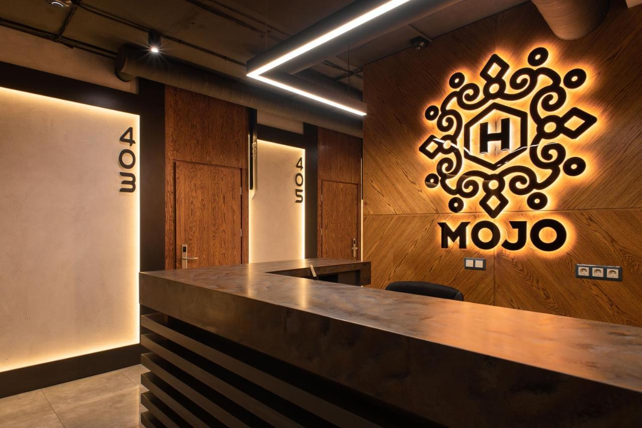 Mojo Hall Hotel Lutsʼk Exteriör bild